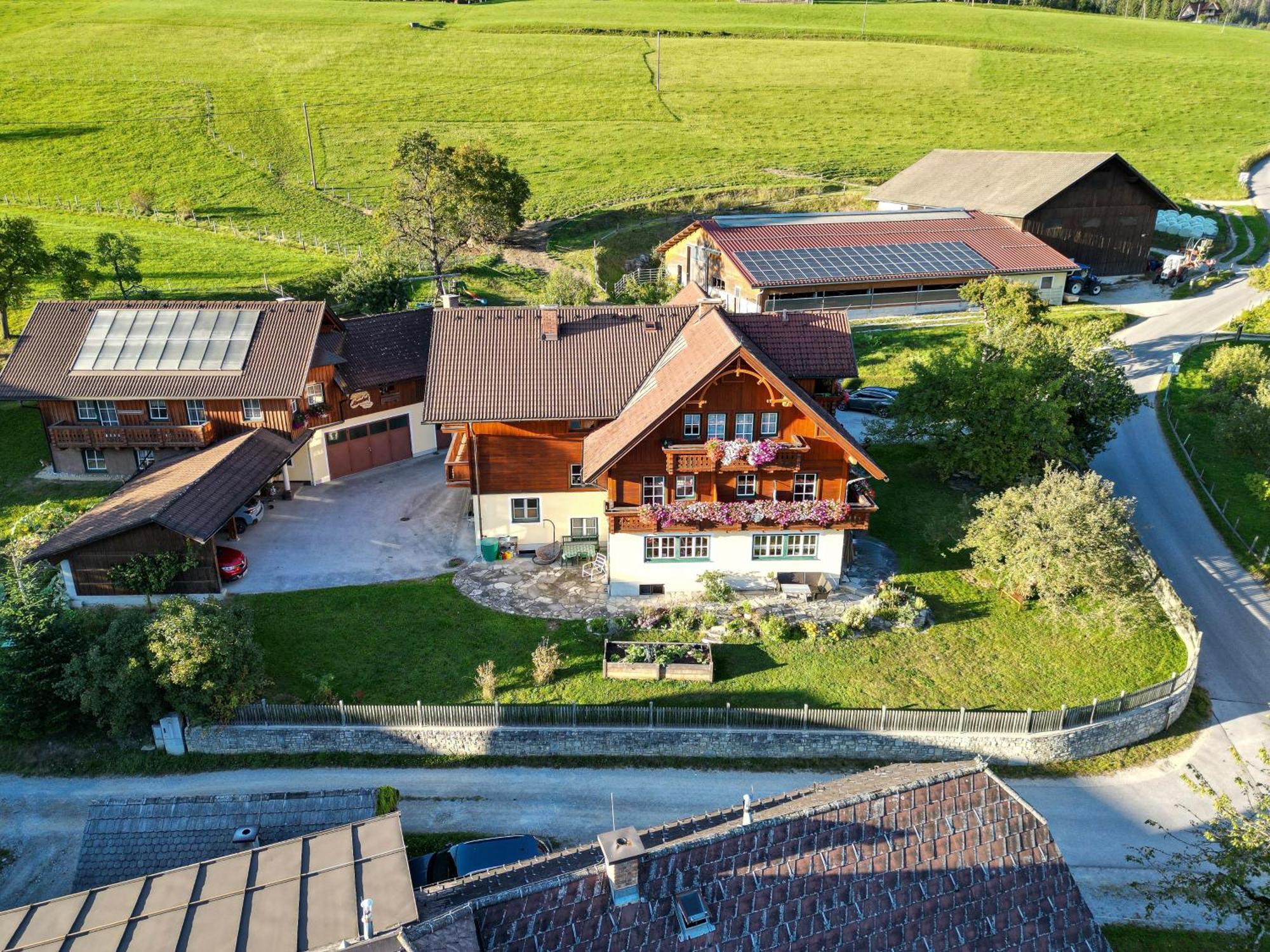 Linarhof Apartment Urlaub Am Bio Bauernhof 恩斯塔尔豪斯 外观 照片