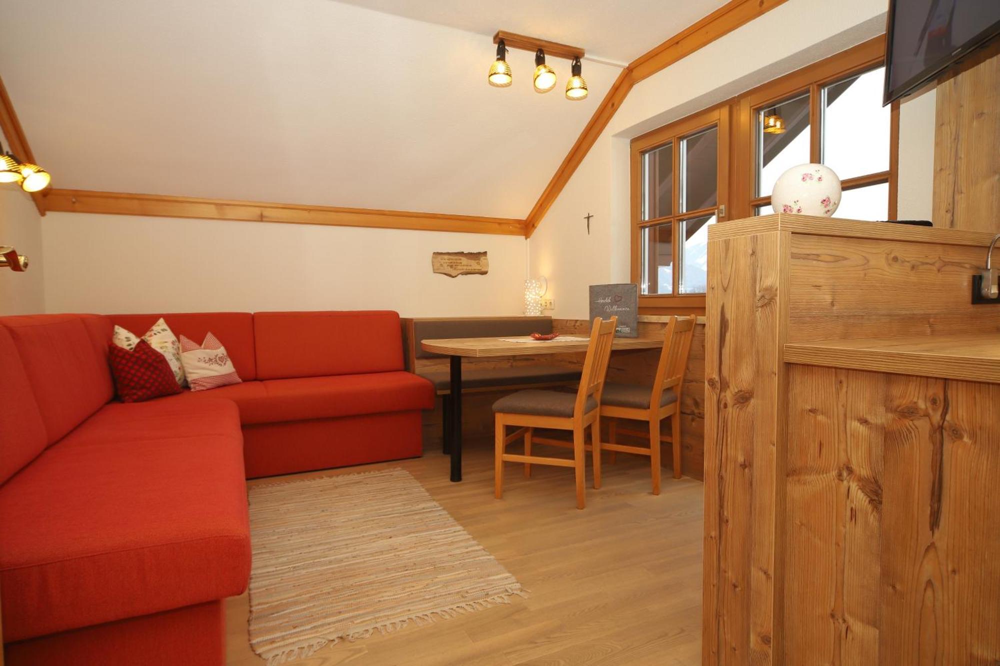 Linarhof Apartment Urlaub Am Bio Bauernhof 恩斯塔尔豪斯 外观 照片